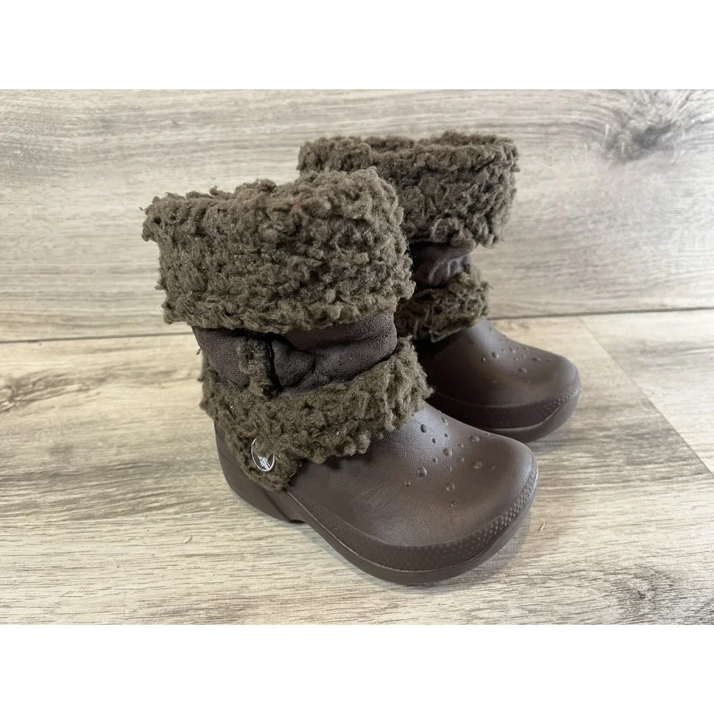 Crocs Nadia Kids Girls Size 7C Brown Classic Outdoor Faux Fur Lined Winter Boots